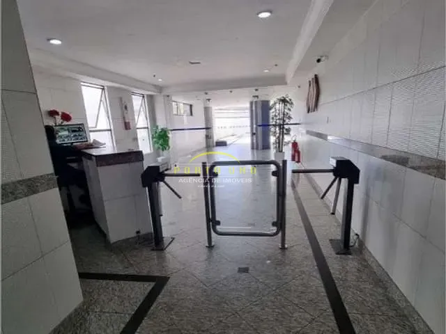 Sala à venda, no bairro Stiep em Salvador