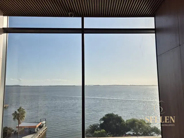 Sala com 50m², para alugar, no bairro Praia de Belas em Porto Alegre