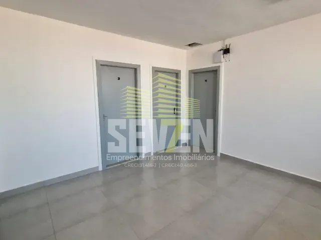 Sala com 32m², para alugar, no bairro Centro em Bauru