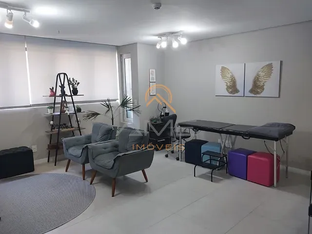 Sala à venda, no bairro São Gonçalo em Pelotas