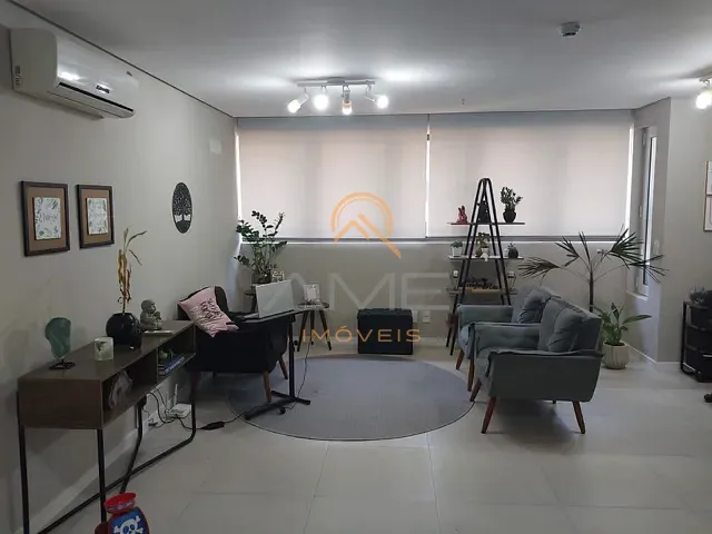Sala à venda, no bairro São Gonçalo em Pelotas