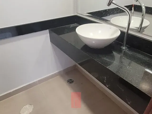 Sala à venda ou para alugar, no bairro Santana em São Paulo