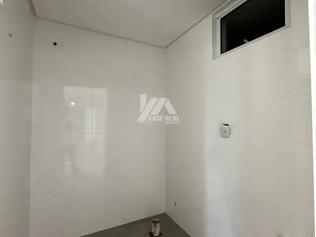 Sala com 73m² 1 quarto e 1 banheiro, para alugar, no bairro Centro em Guarapuava