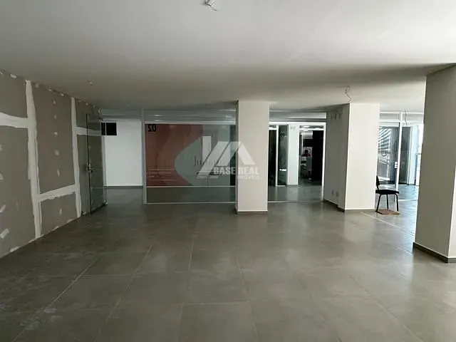 Sala com 73m² 1 quarto e 1 banheiro, para alugar, no bairro Centro em Guarapuava