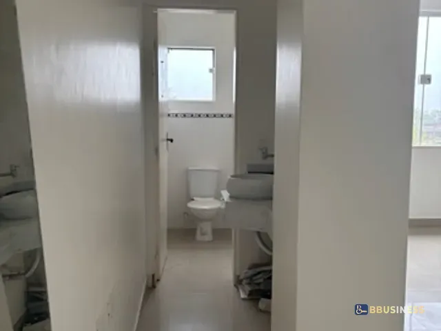 Sala para alugar, no bairro Centro em Bertioga