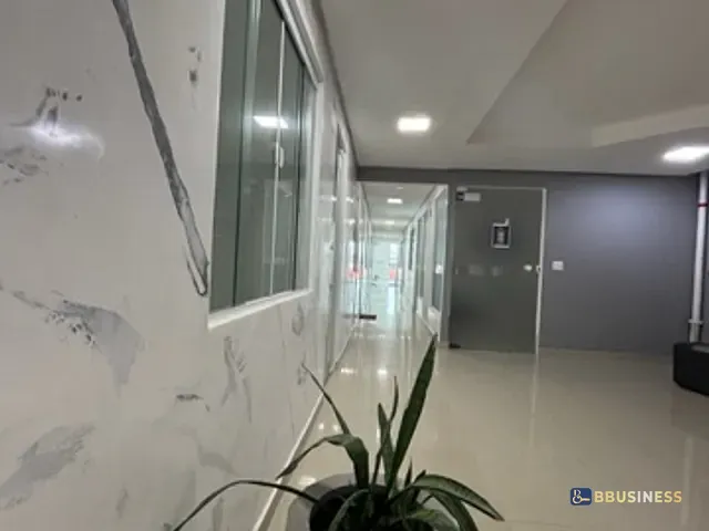 Sala para alugar, no bairro Centro em Bertioga