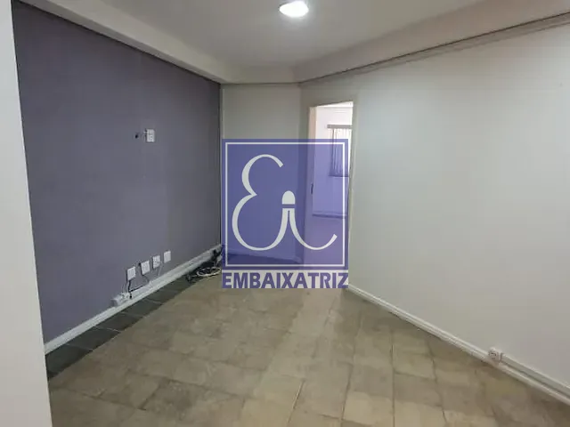 Sala com 55m², à venda ou para alugar, no bairro Jardim Satélite em São José dos Campos