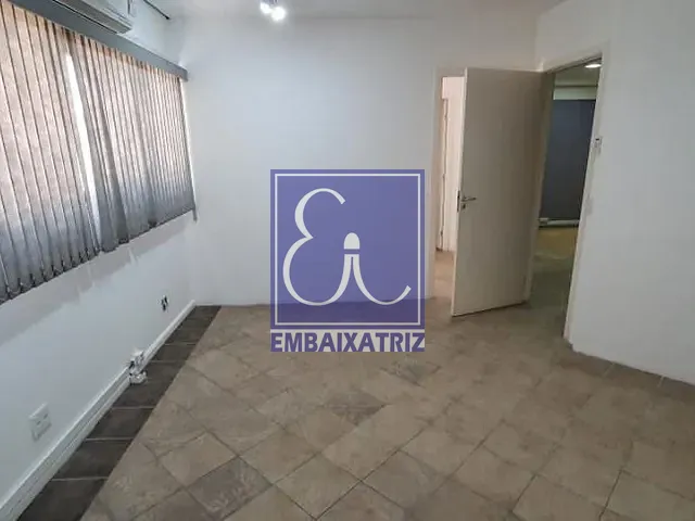 Sala com 55m², à venda ou para alugar, no bairro Jardim Satélite em São José dos Campos