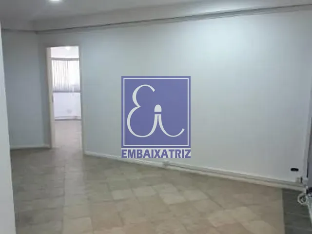 Sala com 55m², à venda ou para alugar, no bairro Jardim Satélite em São José dos Campos