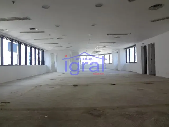 Sala para alugar, no bairro Cidade Monções em São Paulo