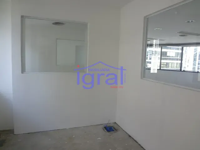 Sala para alugar, no bairro Cidade Monções em São Paulo