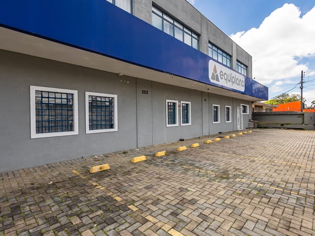 Sala à venda, no bairro Bacacheri em Curitiba