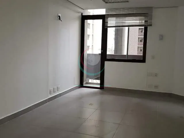 Sala para alugar, no bairro Itaim Bibi em São Paulo