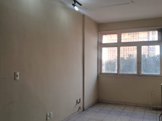 Sala para alugar, no bairro Centro em Rio de Janeiro