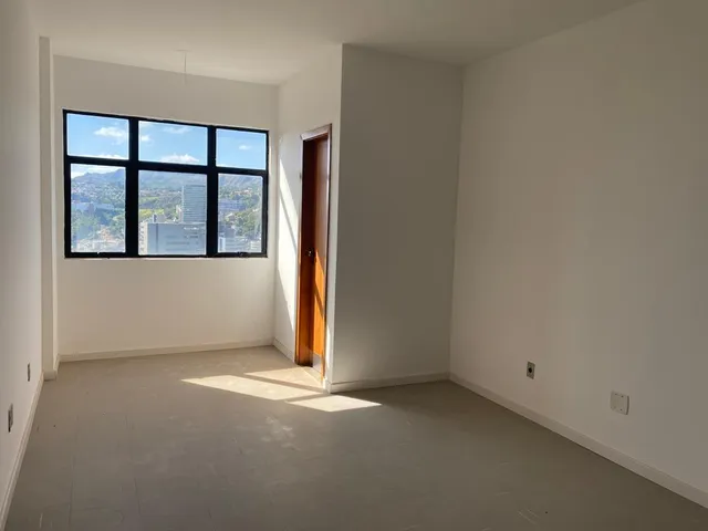 Sala com 100m², à venda, no bairro Estoril em Belo Horizonte