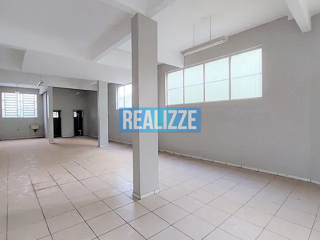 Sala para alugar, no bairro Centro em Marau