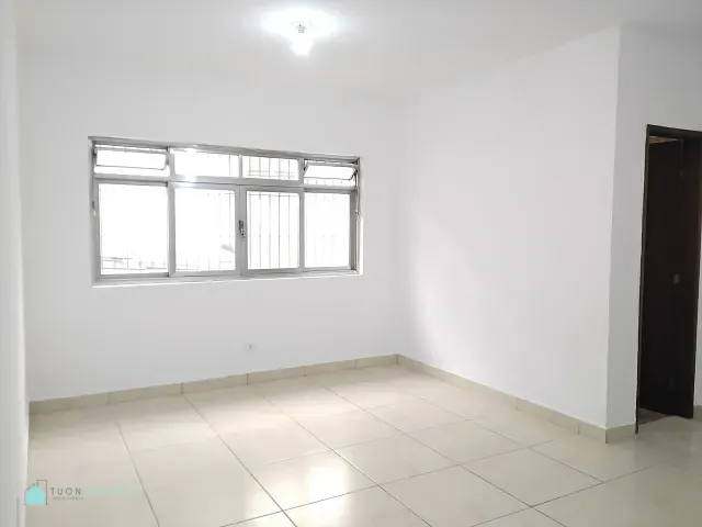 Sala com 25m², para alugar, no bairro Moinho Velho em São Paulo