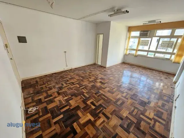 Sala à venda, no bairro Centro em Florianópolis