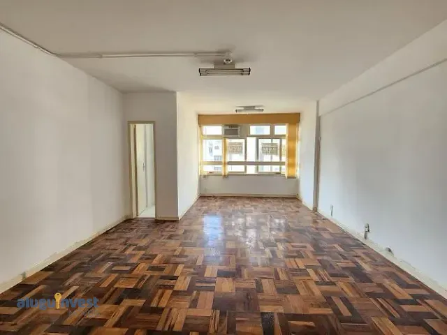 Sala à venda, no bairro Centro em Florianópolis