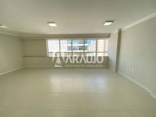 Sala à venda, no bairro Centro em Itajaí