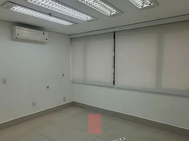 Sala para alugar, no bairro Santana em São Paulo