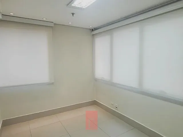Sala para alugar, no bairro Santana em São Paulo