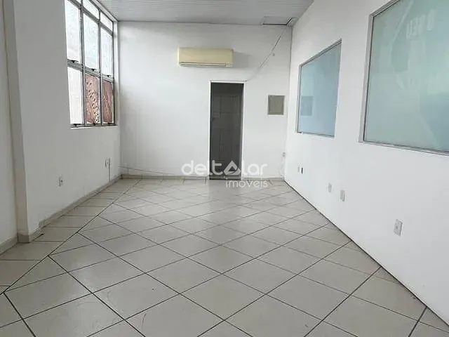 Sala com 38m², para alugar, no bairro Venda Nova em Belo Horizonte