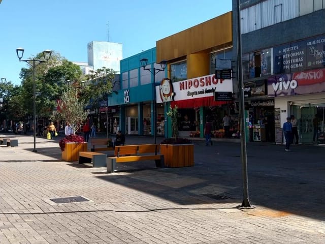 Sala com 45m², para alugar, no bairro Centro em São José dos Pinhais