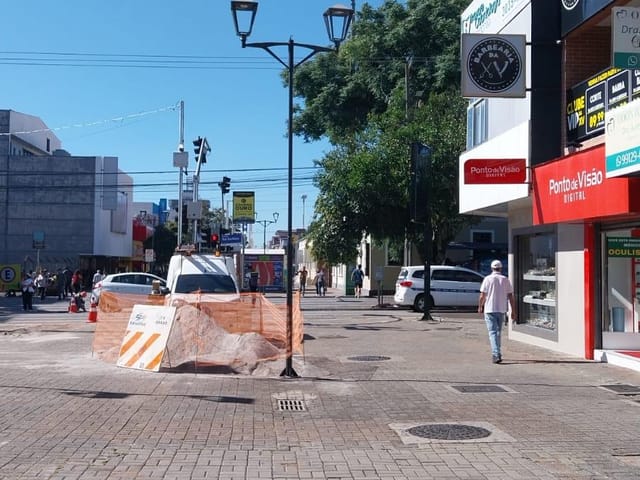 Sala com 45m², para alugar, no bairro Centro em São José dos Pinhais