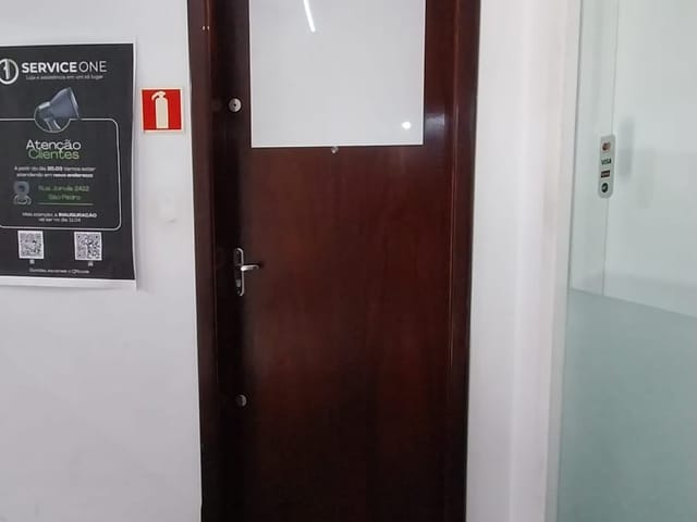 Sala com 45m², para alugar, no bairro Centro em São José dos Pinhais