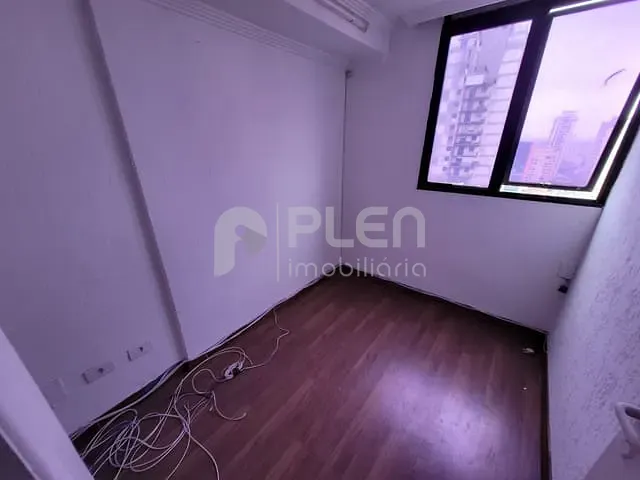 Sala com 33m², para alugar, no bairro Santana em São Paulo