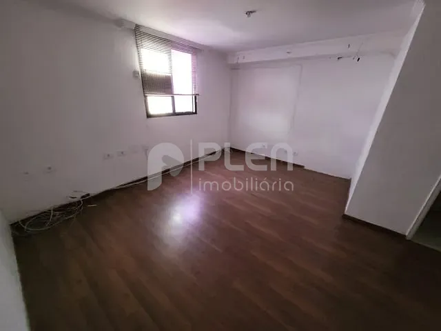 Sala com 33m², para alugar, no bairro Santana em São Paulo
