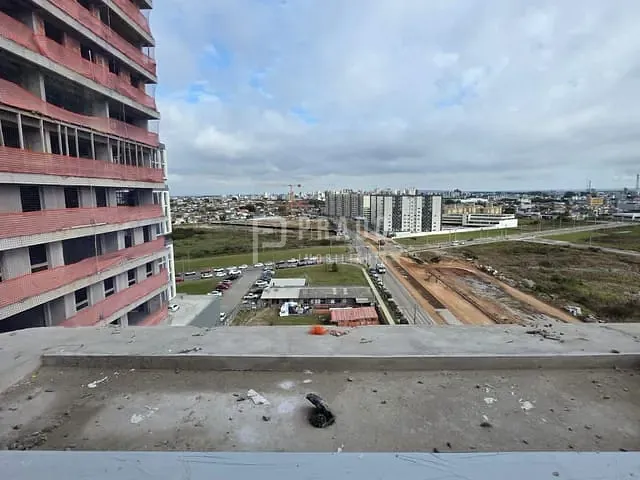 Sala à venda, no bairro São Gonçalo em Pelotas