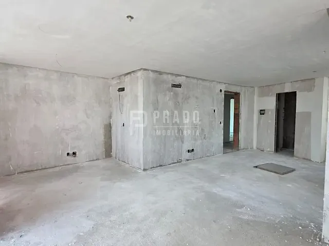 Sala à venda, no bairro São Gonçalo em Pelotas