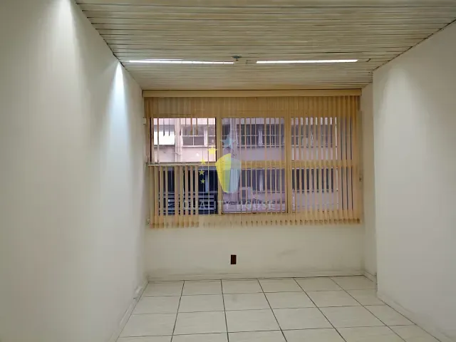 Sala com 19m², para alugar, no bairro Centro em Rio de Janeiro