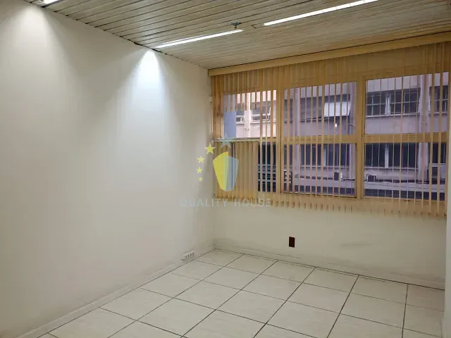 Sala com 19m², para alugar, no bairro Centro em Rio de Janeiro