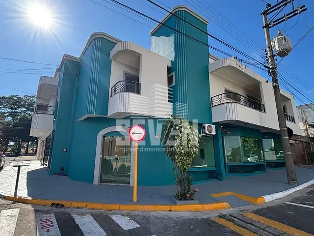 Sala com 32m², para alugar, no bairro Jardim Panorama em Bauru