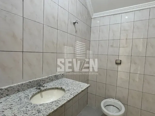Sala com 32m², para alugar, no bairro Jardim Panorama em Bauru