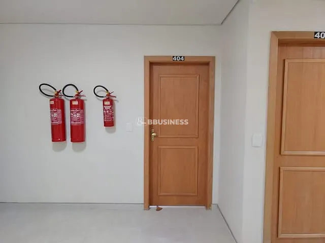 Sala à venda, no bairro Interlagos em Caxias do Sul