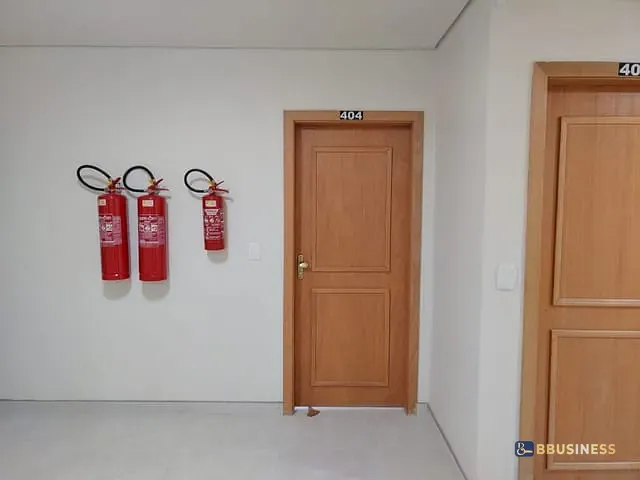 Sala à venda, no bairro Interlagos em Caxias do Sul