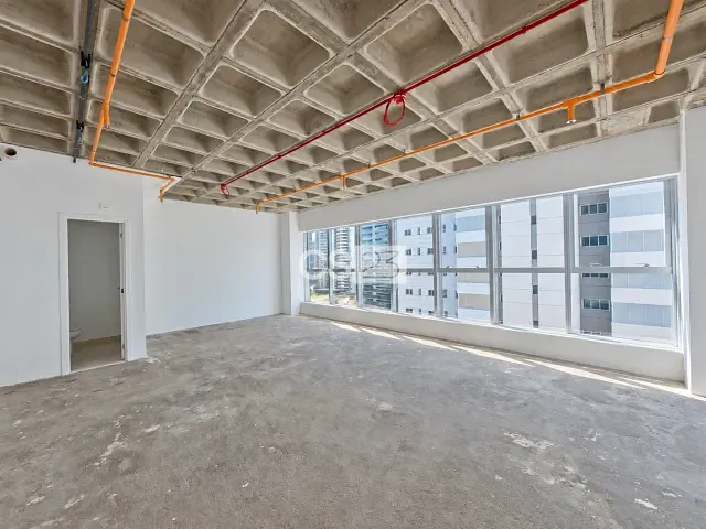 Sala à venda, no bairro Gleba Fazenda Palhano em Londrina