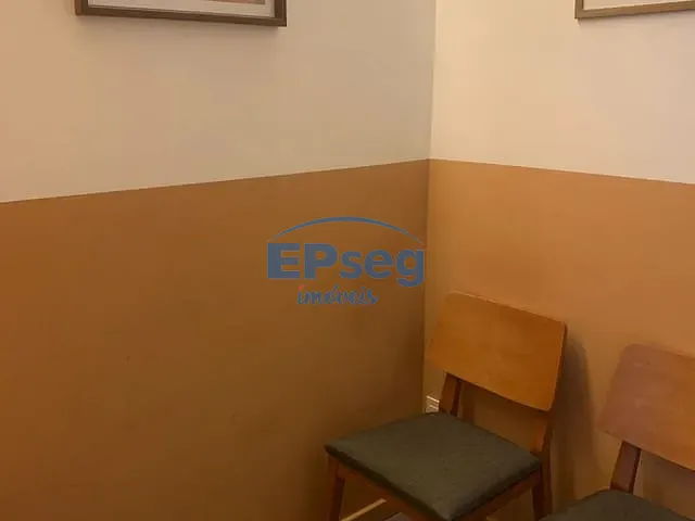 Sala à venda, no bairro Stiep em Salvador