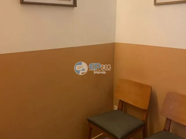 Sala à venda, no bairro Stiep em Salvador