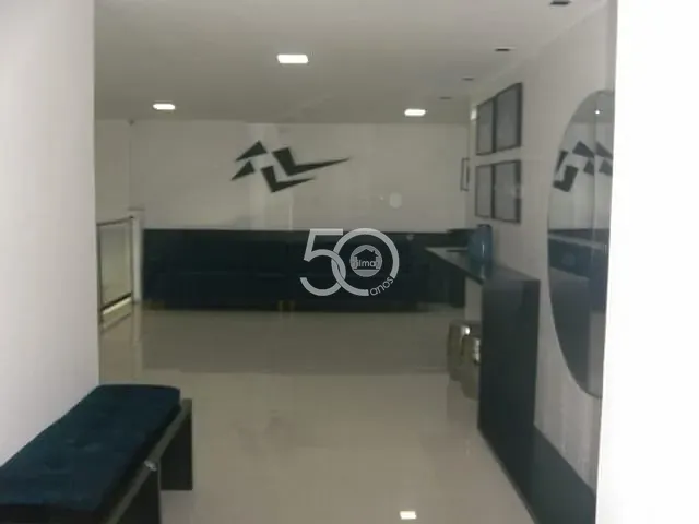 Sala 1 quarto e 1 banheiro, à venda, no bairro Taquara em Rio de Janeiro