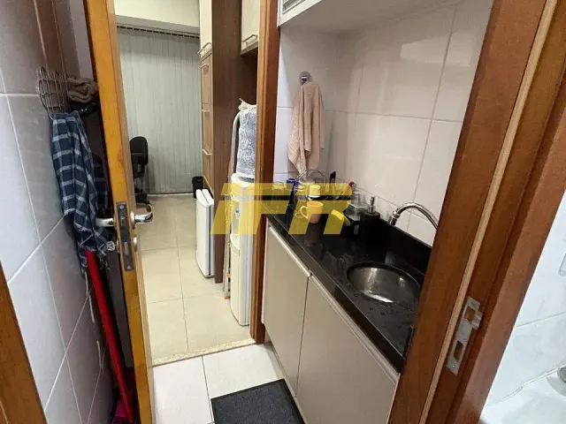 Sala à venda, no bairro Bosque Flamboyant em Taubaté