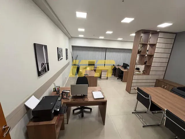 Sala à venda, no bairro Bosque Flamboyant em Taubaté