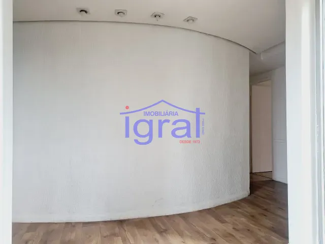 Sala à venda ou para alugar, no bairro Cidade Monções em São Paulo