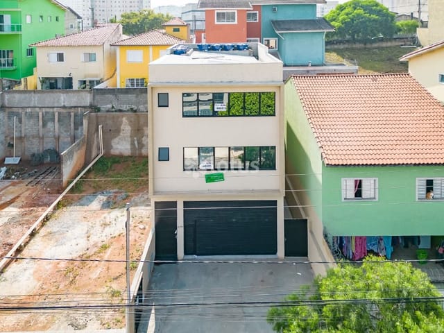Sala com 13m², para alugar, no bairro Portais (Polvilho) em Cajamar