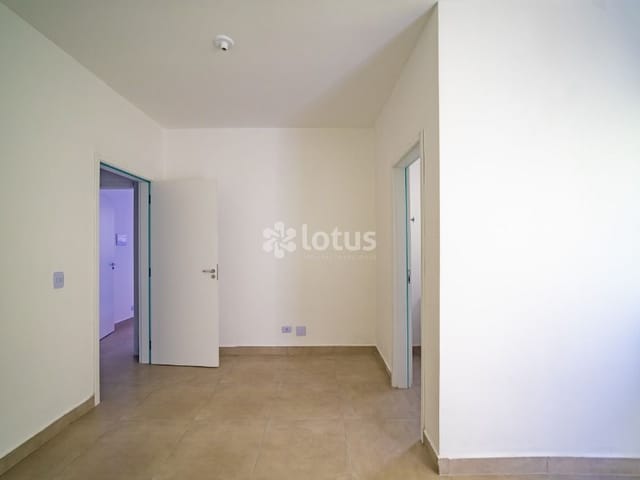Sala com 13m², para alugar, no bairro Portais (Polvilho) em Cajamar