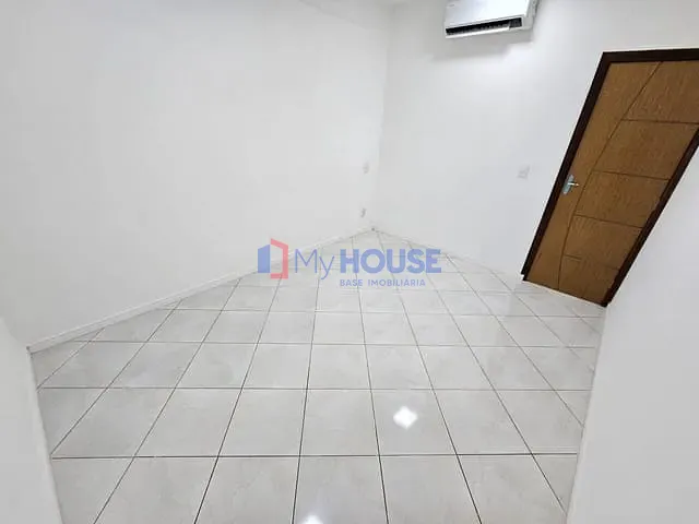 Sala para alugar, no bairro Pontal em Ilhéus